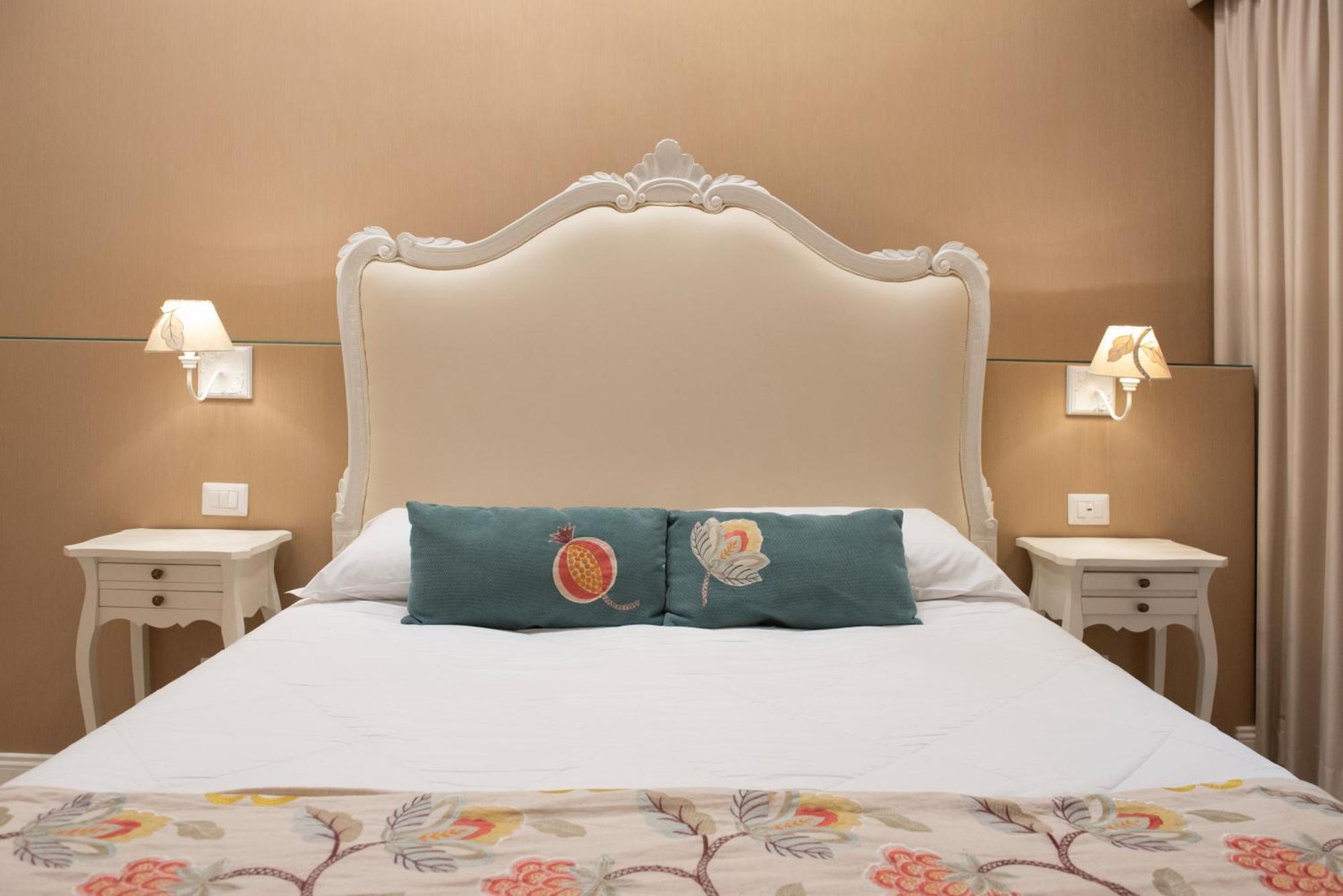 Bed and Breakfast Gentile Relais à Naples Extérieur photo