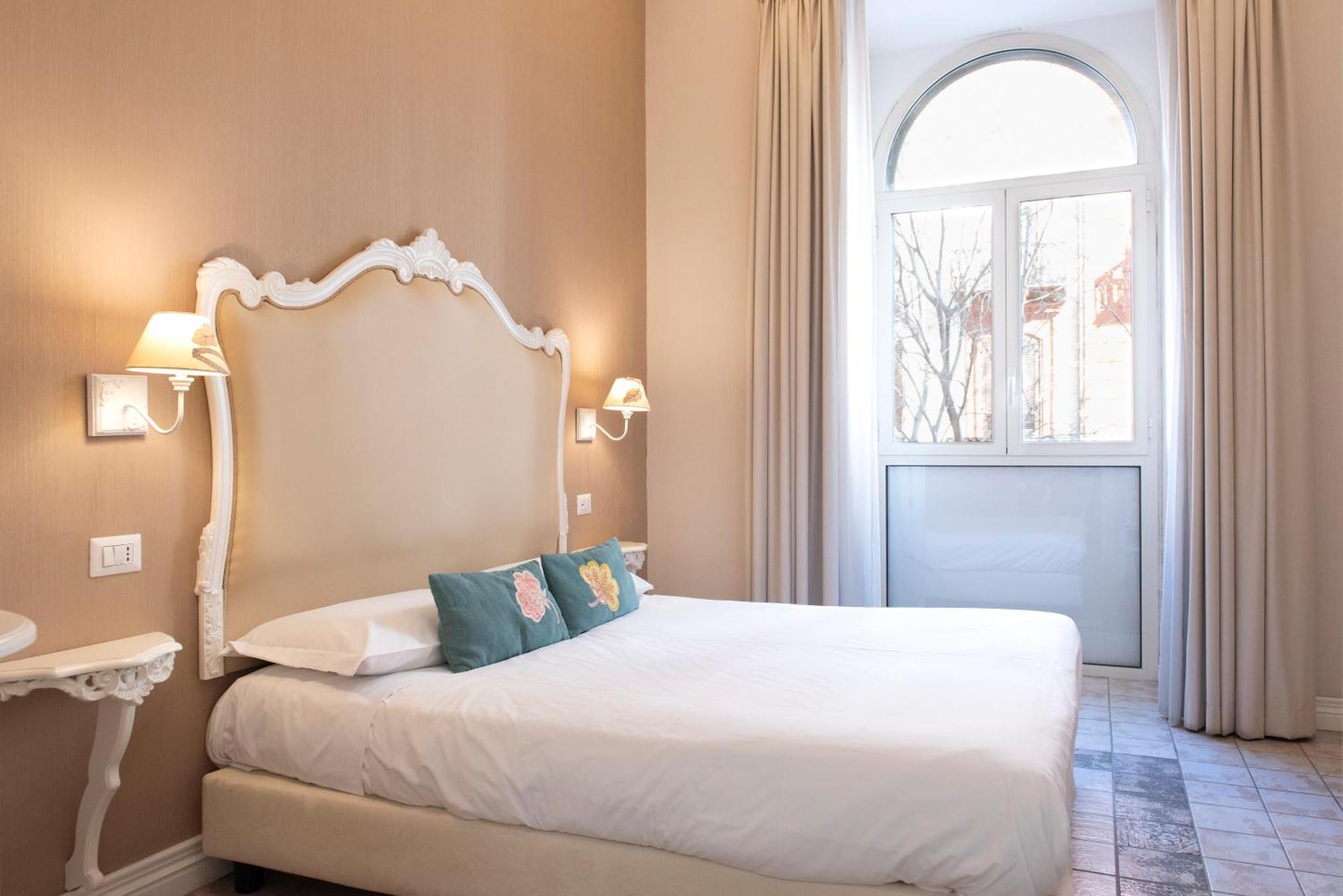 Bed and Breakfast Gentile Relais à Naples Extérieur photo