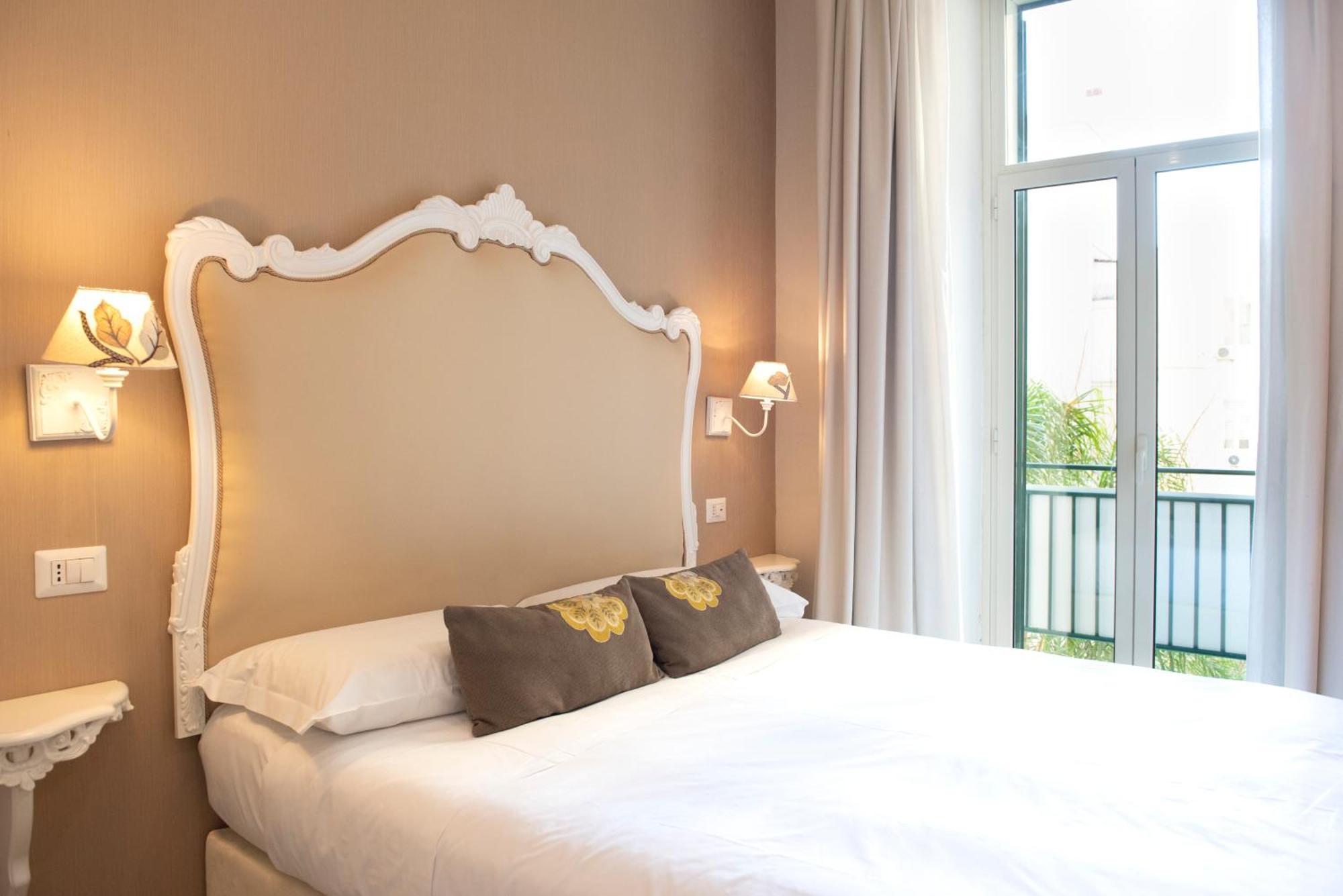 Bed and Breakfast Gentile Relais à Naples Extérieur photo
