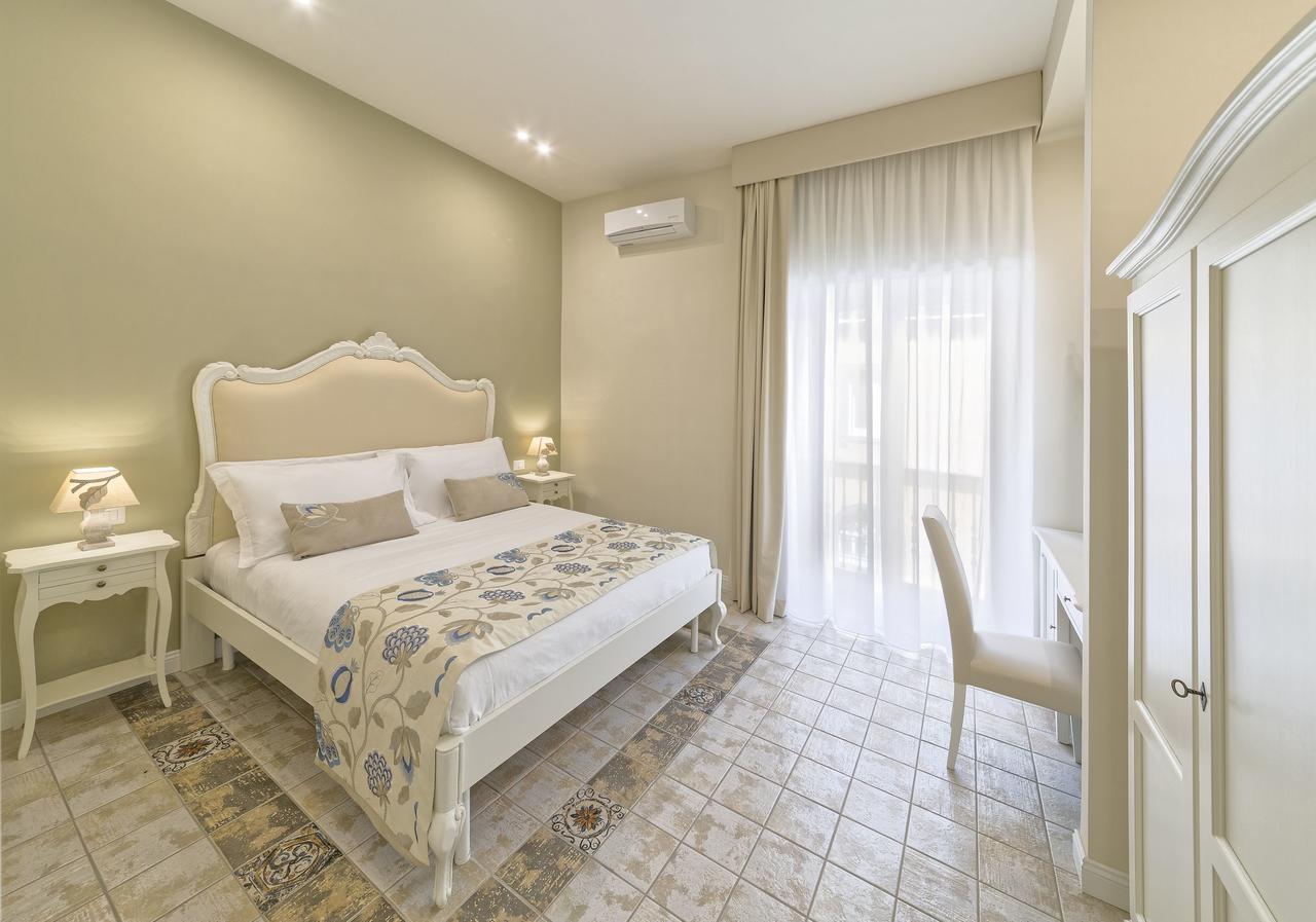 Bed and Breakfast Gentile Relais à Naples Extérieur photo